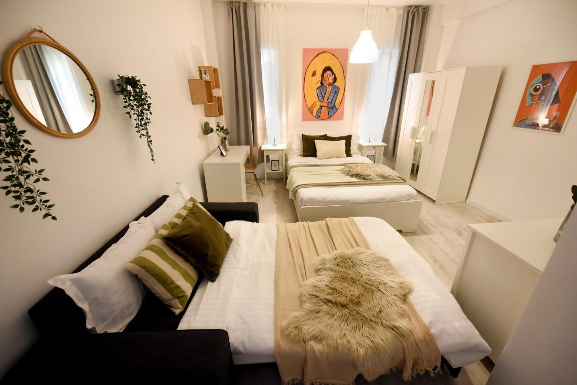Apartment Cozy 2-bedroom Retreat In The Heart Of History Bucharest